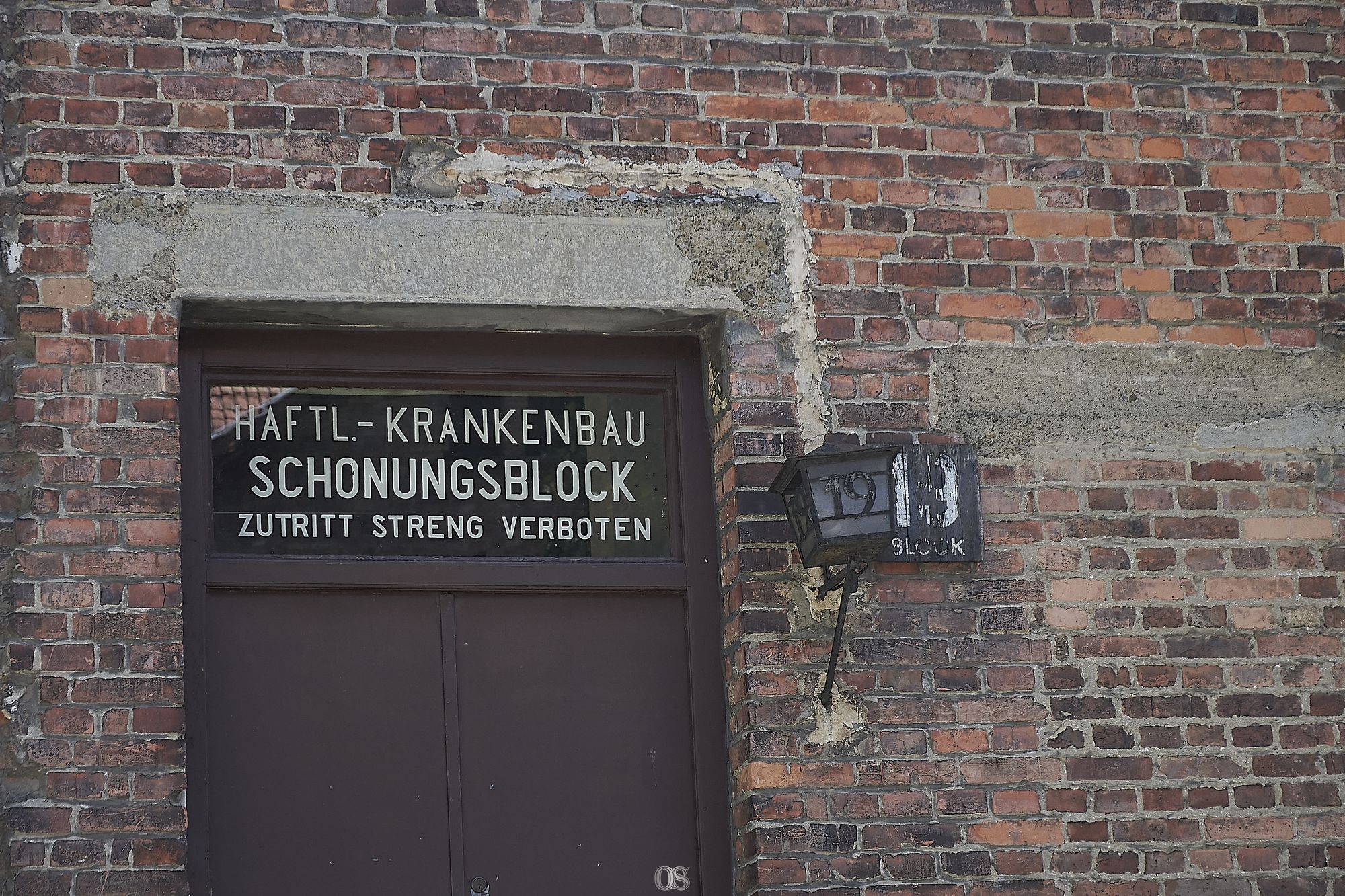 Auschwitz 66.jpg